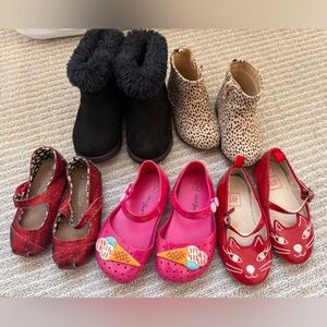 Girls shoes size 5 cat and Jack, Gap, Toms